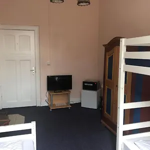 Отель Hotel-pension Rheingold Am Kurfuerstendamm