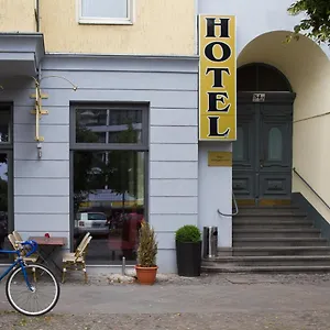 Отель Am Stuttgarter Eck